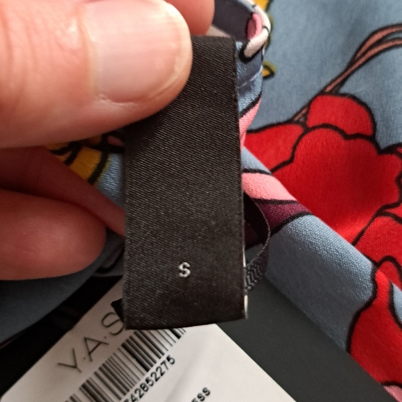 NWT Y.A.S Bold Floral Mini Wrap Dress - Picture 7 of 7